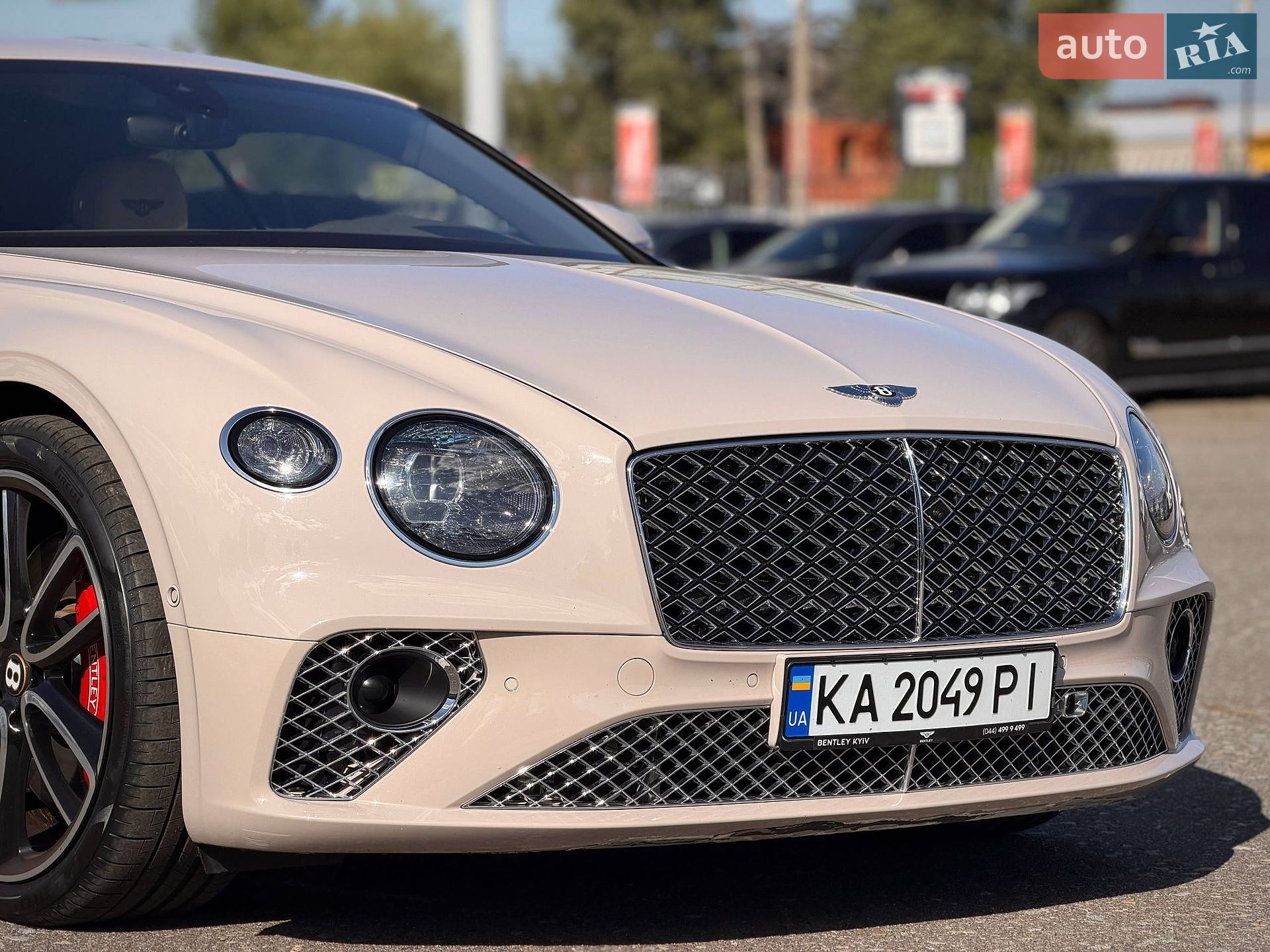 Bentley Continental GT 2019 VIN SCBCS13S5LC078144 фото оголошення 16 з 104