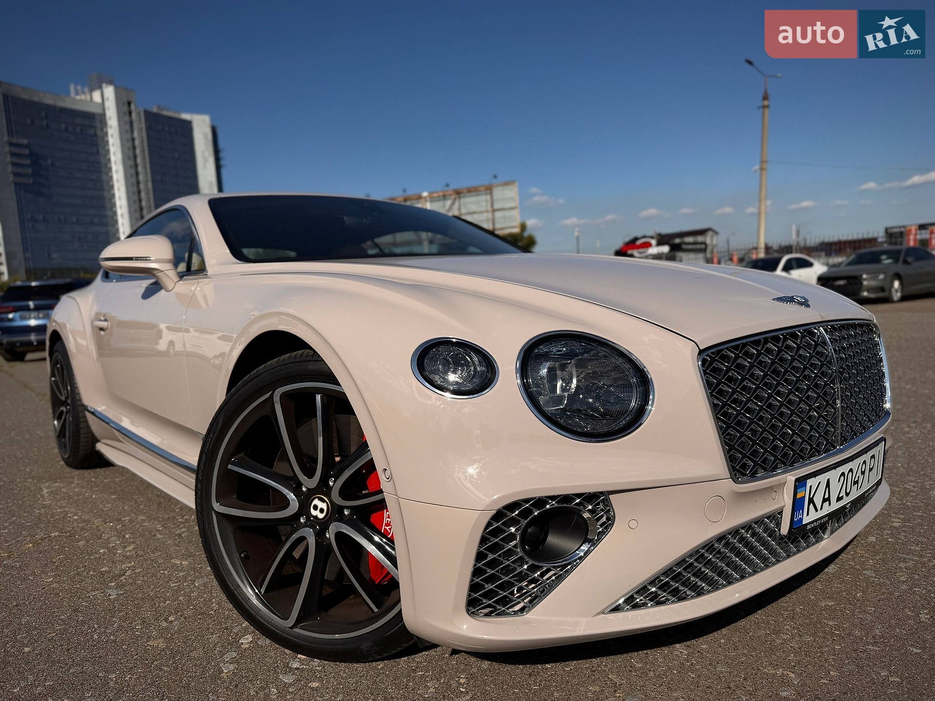 Bentley Continental GT 2019 VIN SCBCS13S5LC078144 фото оголошення 19 з 104