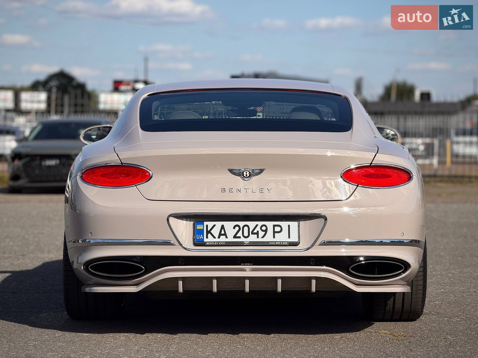Bentley Continental GT 2019 VIN SCBCS13S5LC078144 фото оголошення 23 з 104