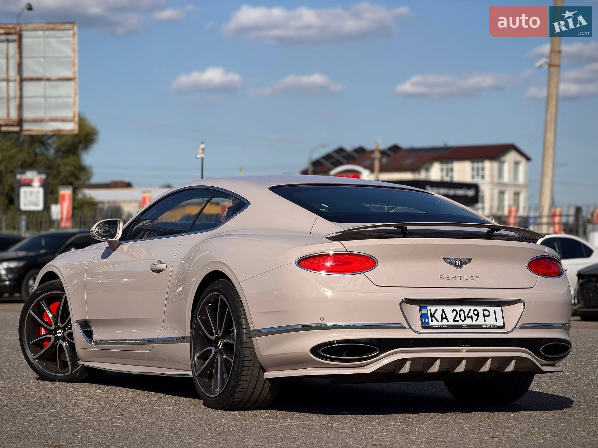 Bentley Continental GT 2019 VIN SCBCS13S5LC078144 фото оголошення 42 з 104