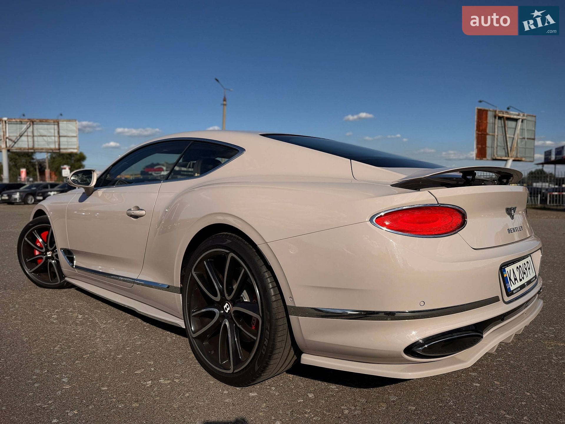 Bentley Continental GT 2019 VIN SCBCS13S5LC078144 фото оголошення 40 з 104
