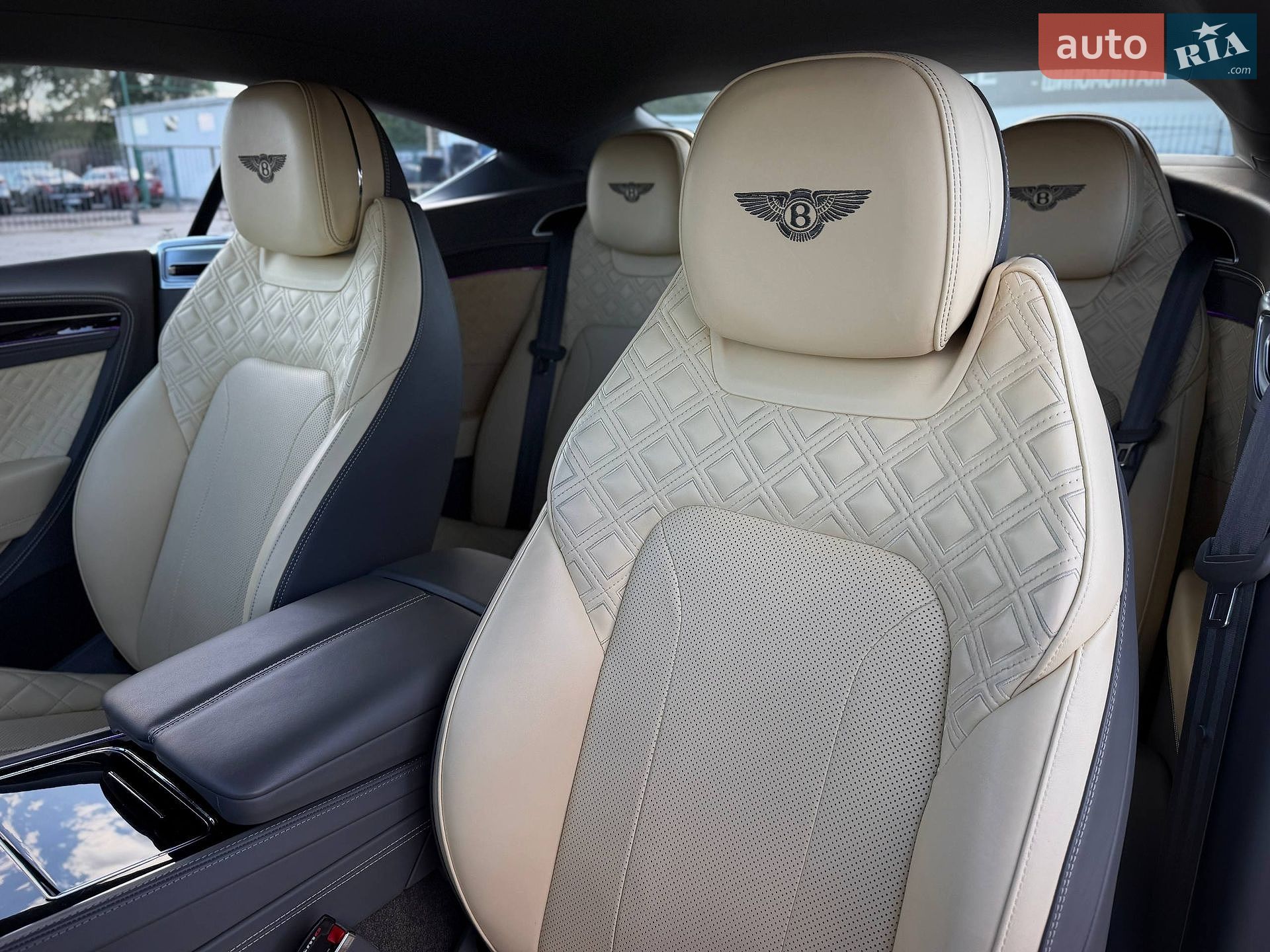 Bentley Continental GT 2019 VIN SCBCS13S5LC078144 фото оголошення 57 з 104