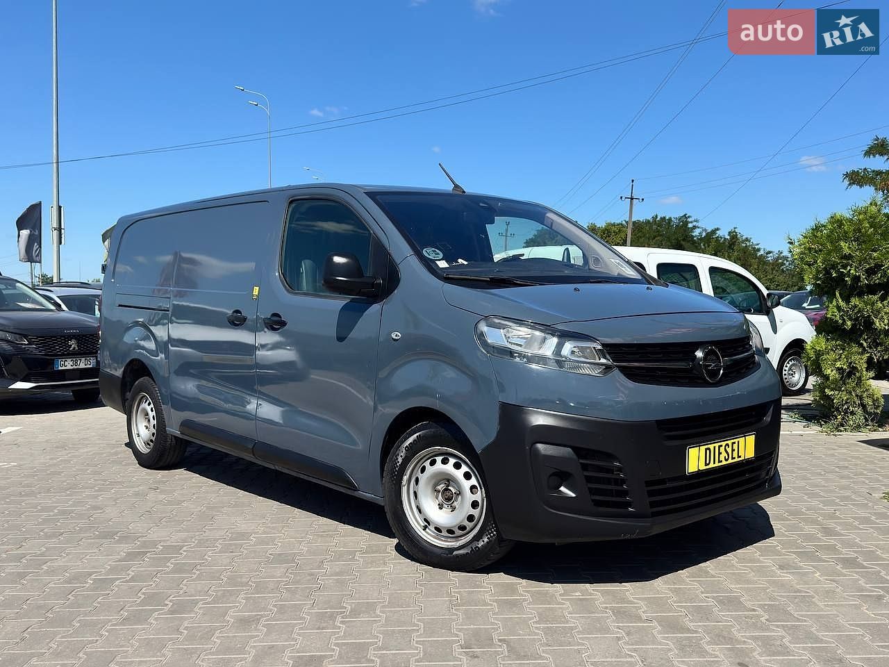 Opel Vivaro 2021 VIN VXEVBYHRKMZ088867 фото оголошення 2 з 43