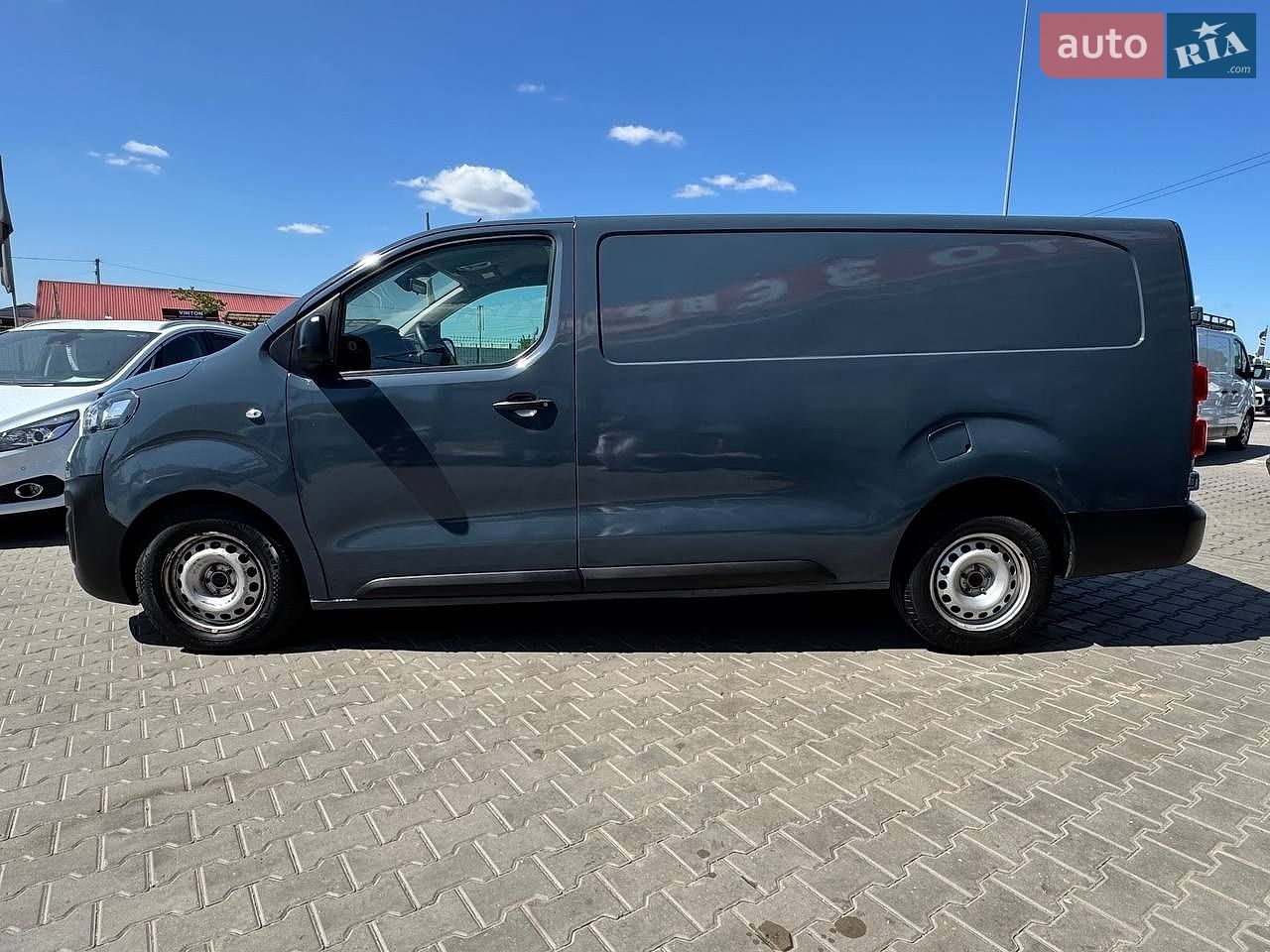Opel Vivaro 2021 VIN VXEVBYHRKMZ088867 фото оголошення 20 з 43