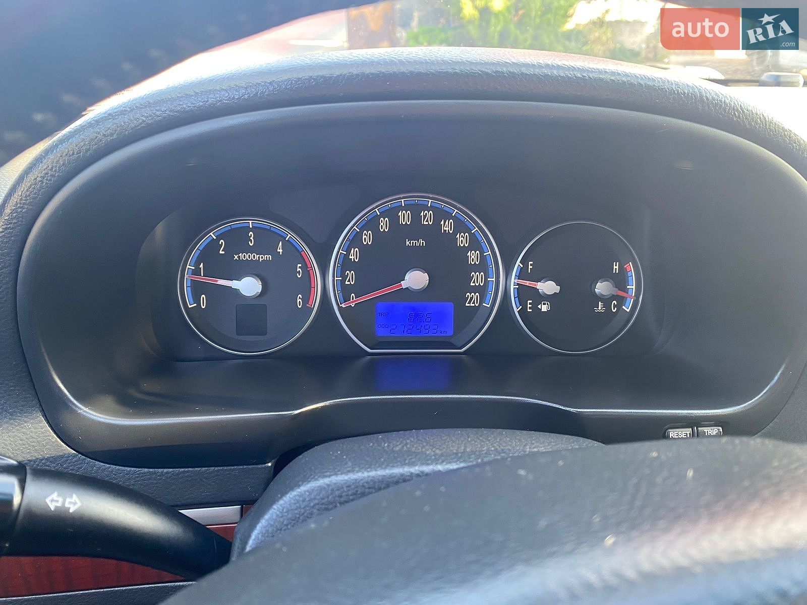 Hyundai Santa FE 2008 VIN KMHSH81WP8U347110 фото оголошення 9 з 10