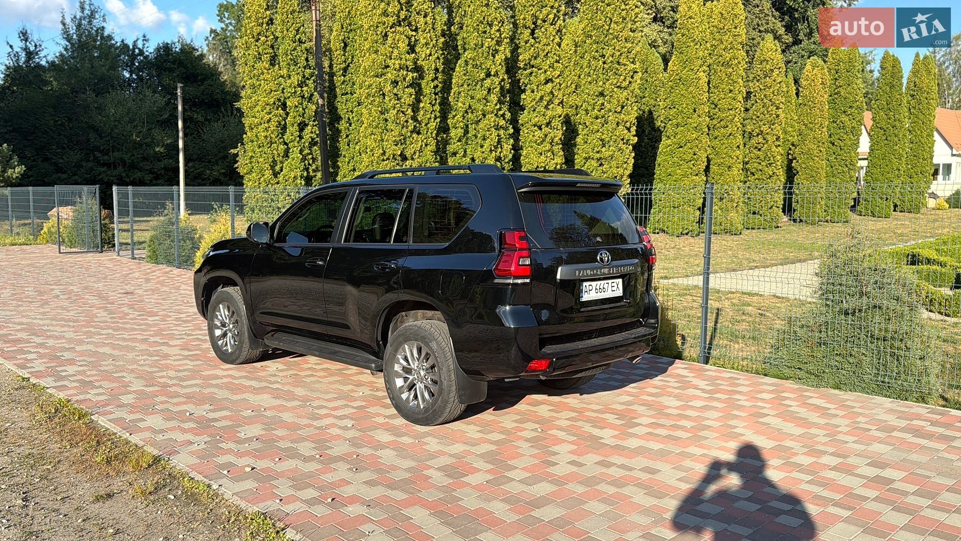Toyota Land Cruiser Prado 2018 VIN JTEBR3FJ30K103378 фото оголошення 6 з 20