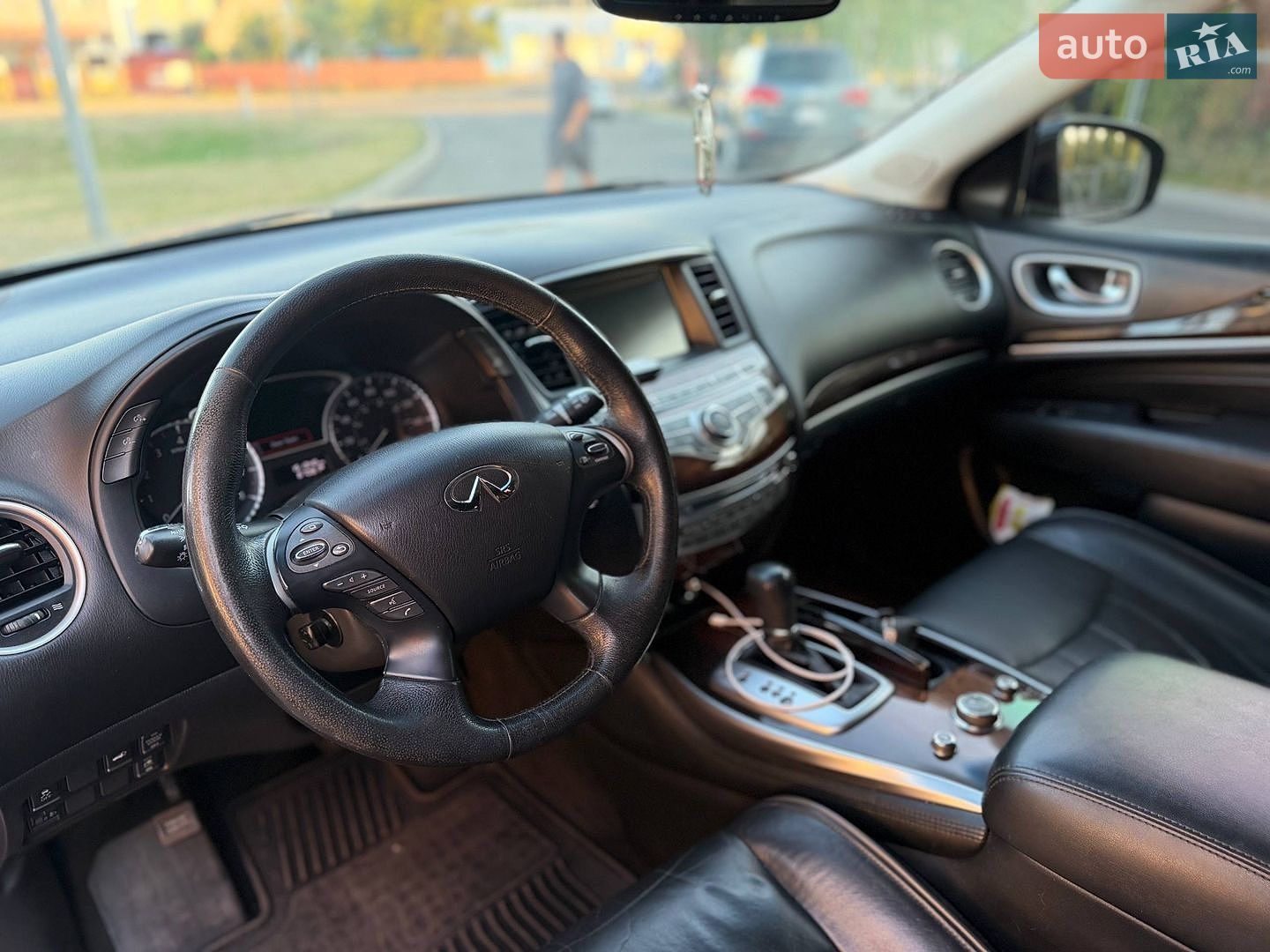 Infiniti JX35 2013 VIN 5N1AL0MM3DC335648 фото оголошення 10 з 24