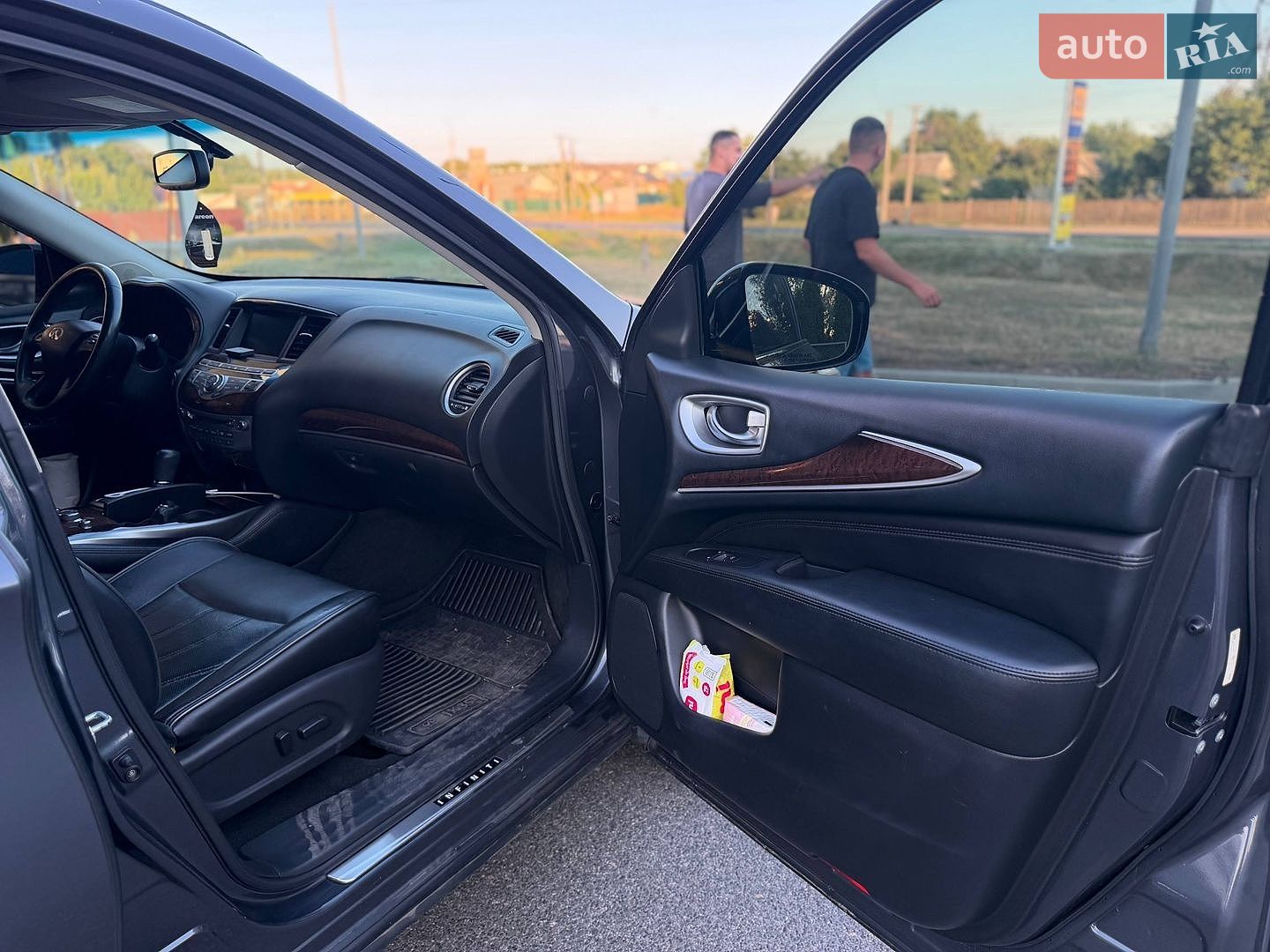 Infiniti JX35 2013 VIN 5N1AL0MM3DC335648 фото оголошення 11 з 24