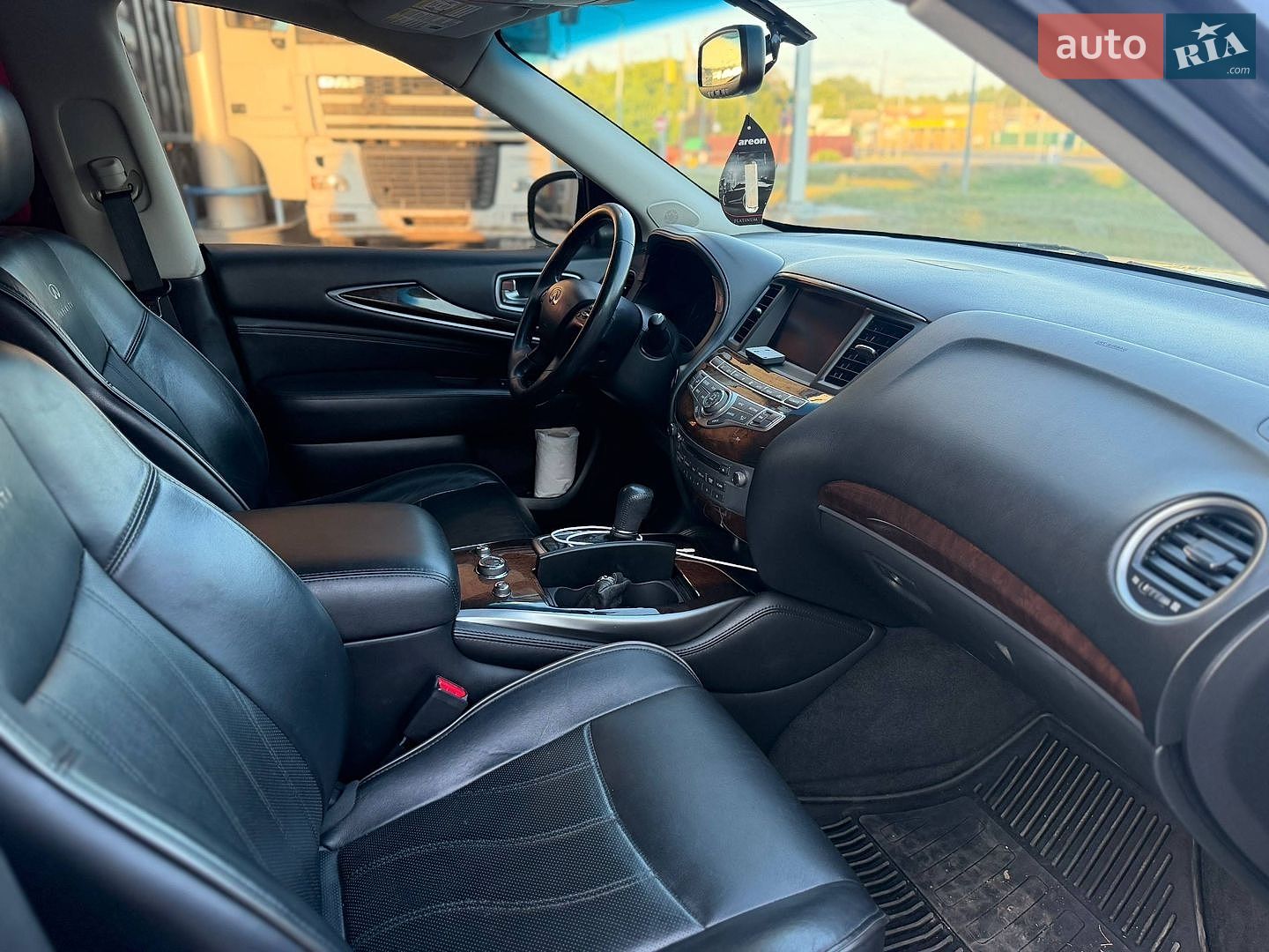 Infiniti JX35 2013 VIN 5N1AL0MM3DC335648 фото оголошення 12 з 24