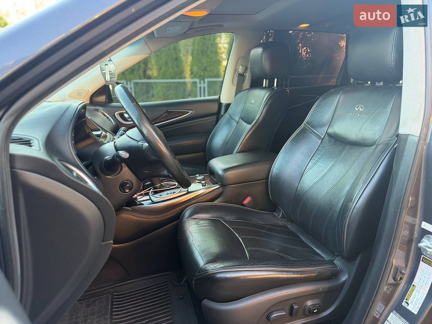Infiniti JX35 2013 VIN 5N1AL0MM3DC335648 фото оголошення 14 з 24