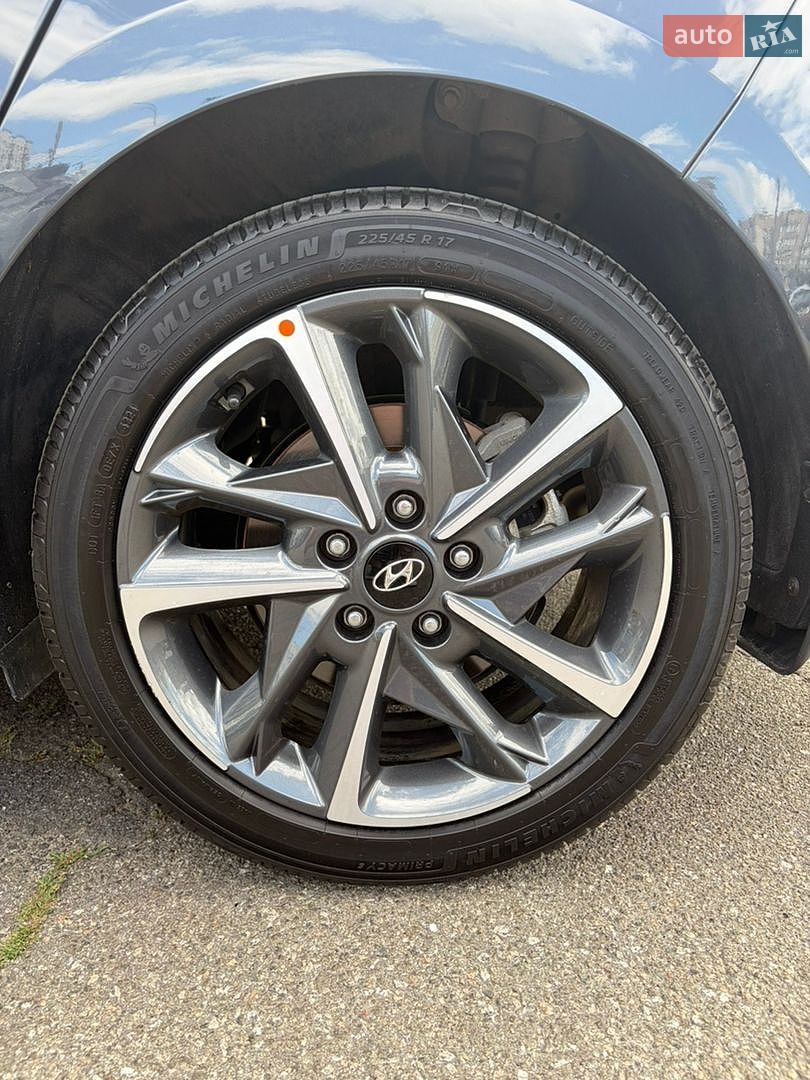 Hyundai i30 2021 VIN TMAH351CBMJ162670 фото оголошення 14 з 17