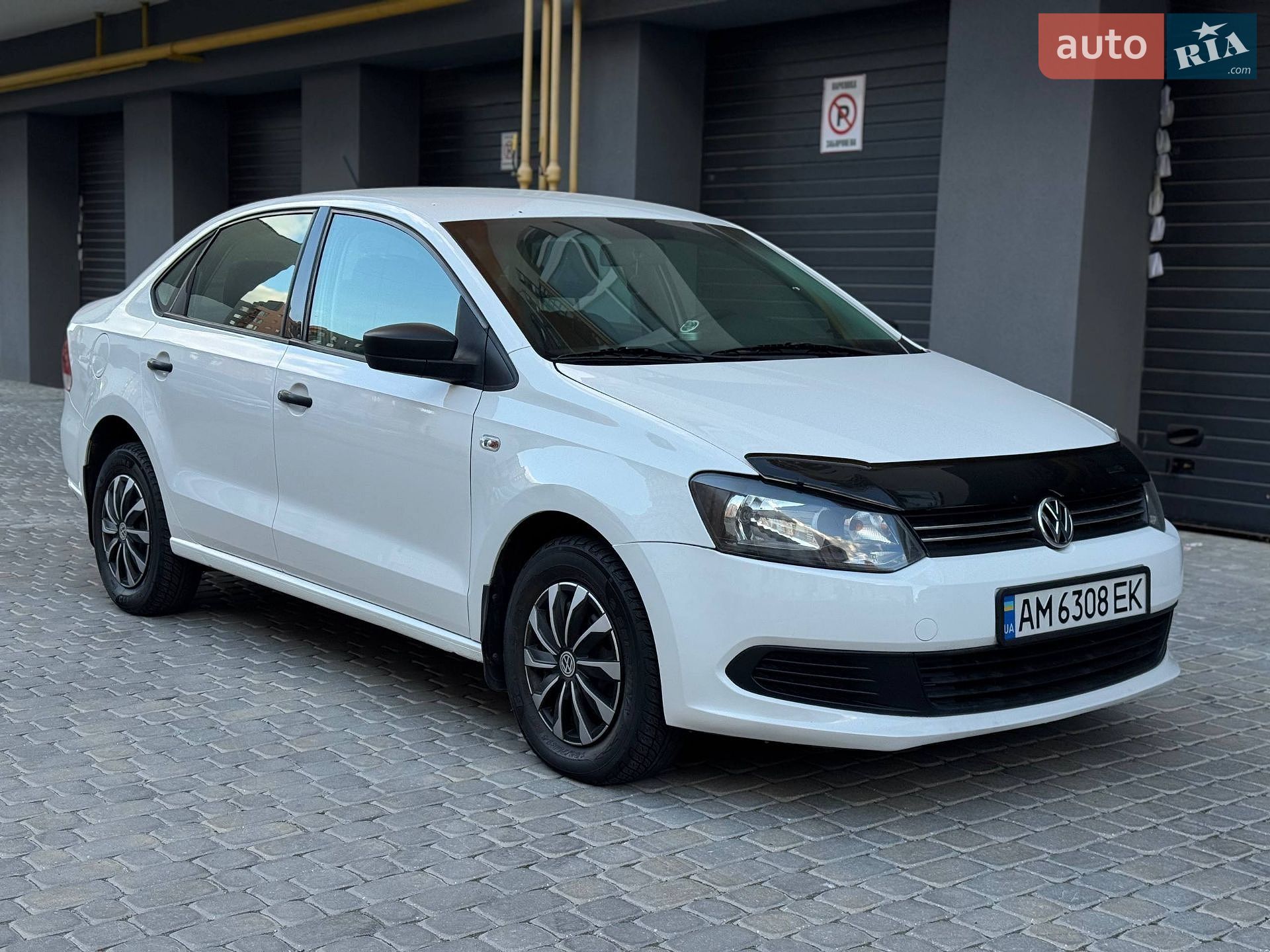 Volkswagen Polo 2013 VIN XW8ZZZ61ZDG050316 фото оголошення 3 з 14