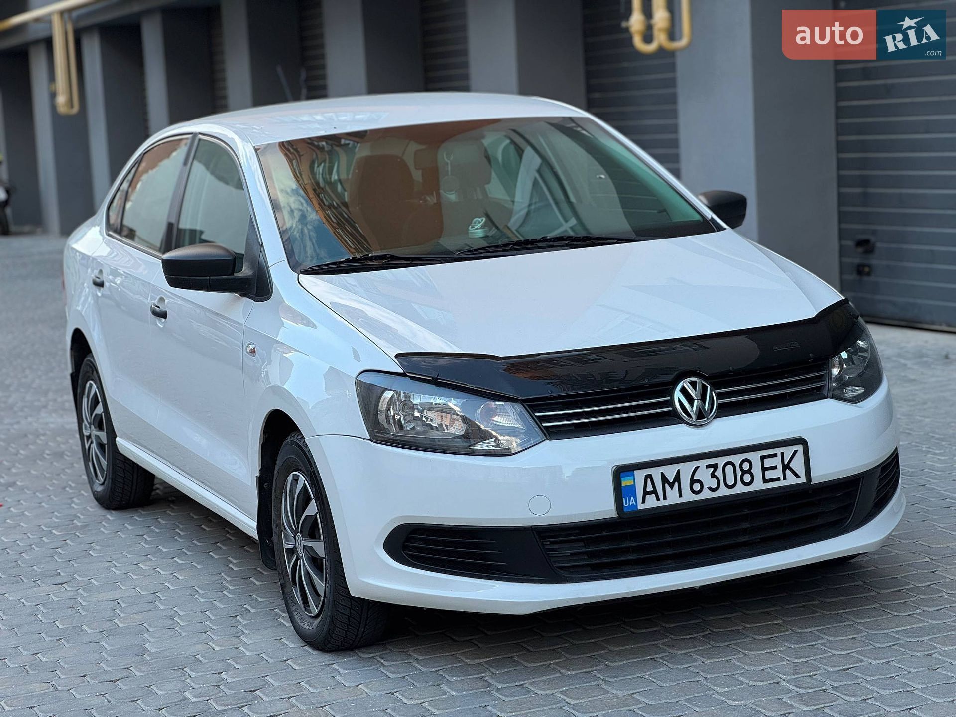 Volkswagen Polo 2013 VIN XW8ZZZ61ZDG050316 фото оголошення 2 з 14