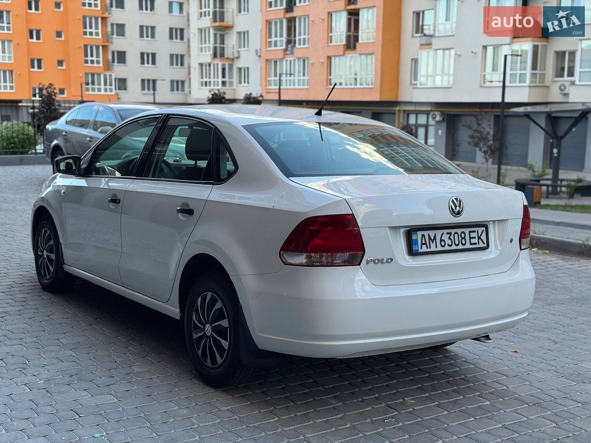 Volkswagen Polo 2013 VIN XW8ZZZ61ZDG050316 фото оголошення 5 з 14