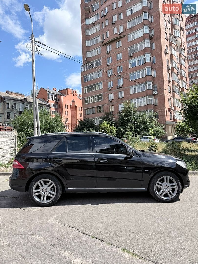 Mercedes-Benz M-Class 2013 VIN WDC1660241A085966 фото оголошення 4 з 13