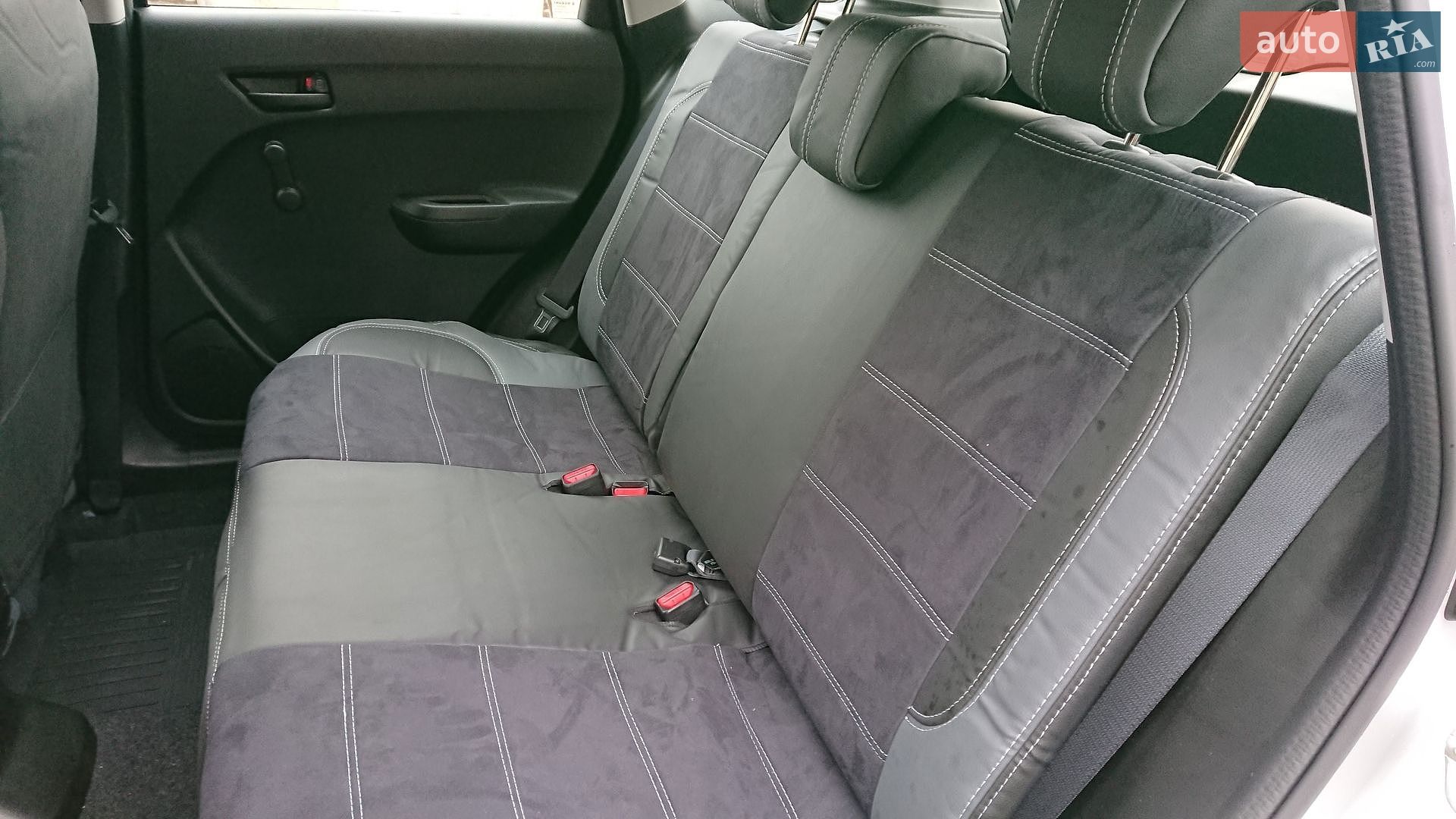 Suzuki Vitara 2019 VIN TSMLYD01S00693777 фото оголошення 19 з 23