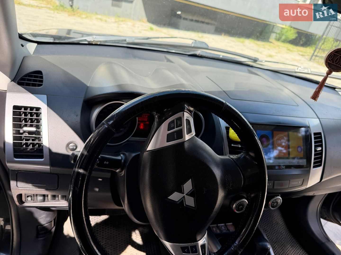 Mitsubishi Outlander XL 2008 VIN JMBXTCW5W8Z021039 фото оголошення 8 з 15