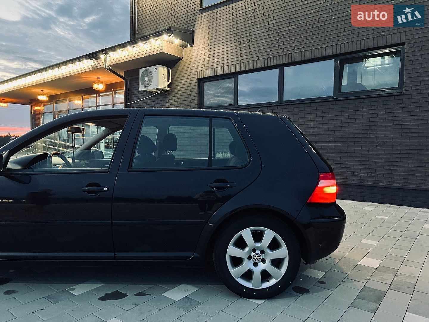 Volkswagen Golf 2003 VIN WVWZZZ1JZ3W520339 фото оголошення 7 з 28
