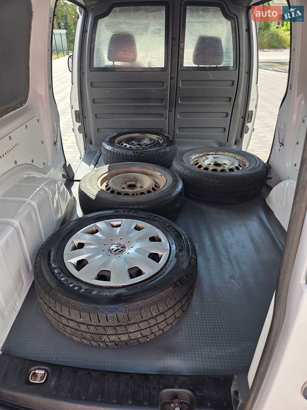 Volkswagen Caddy 2012 VIN WV1ZZZ2KZDX019802 фото оголошення 7 з 18