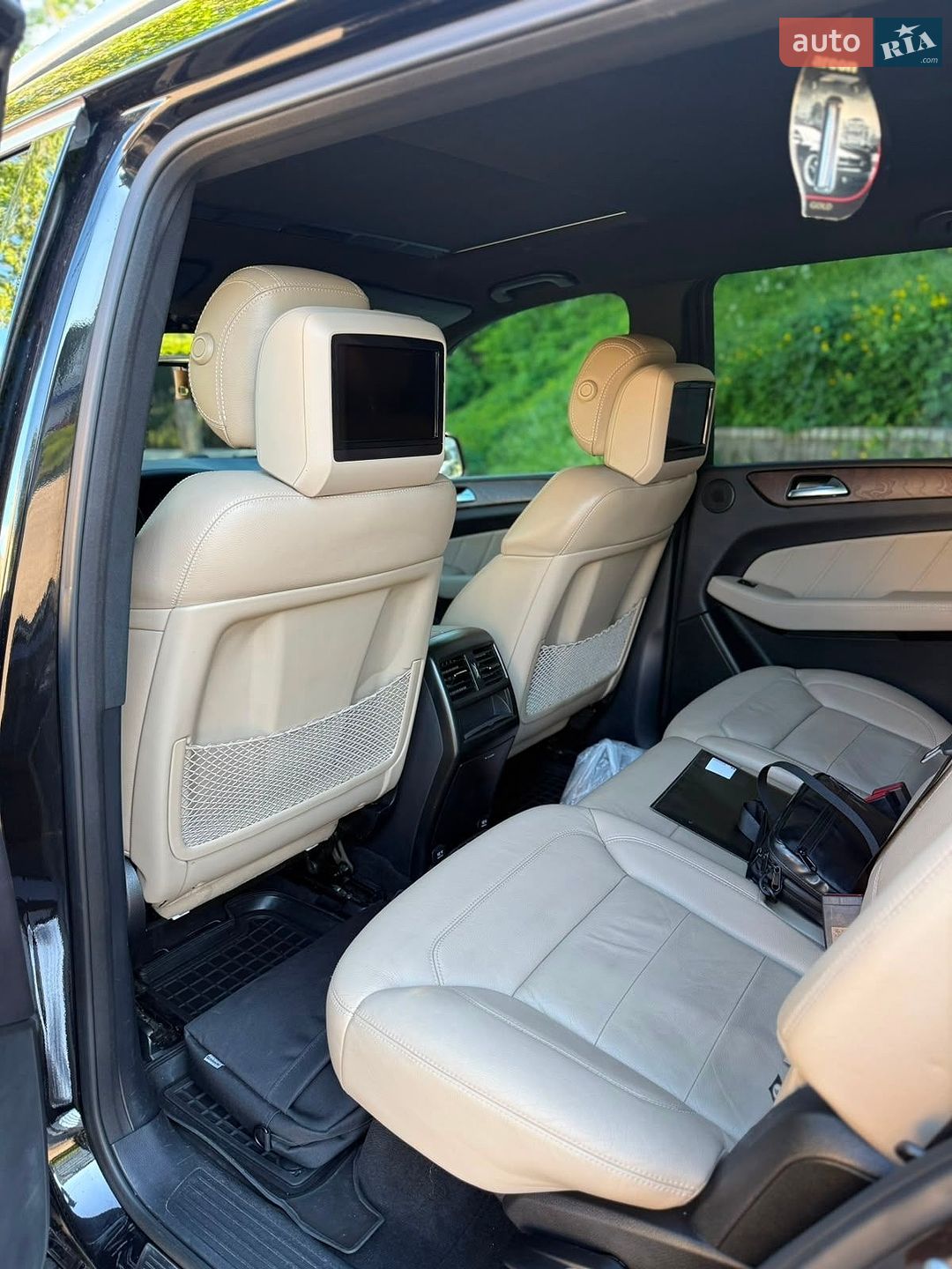 Mercedes-Benz GL-Class 2015 VIN 4JGDF6EE1GA648406 фото оголошення 16 з 22