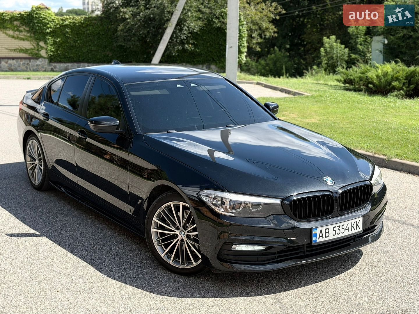 BMW 5 Series 2017 VIN WBAJC310X0B052457 фото оголошення 6 з 18