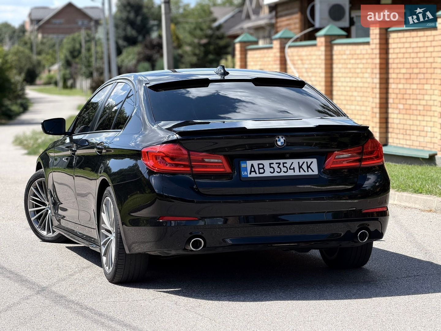 BMW 5 Series 2017 VIN WBAJC310X0B052457 фото оголошення 11 з 18