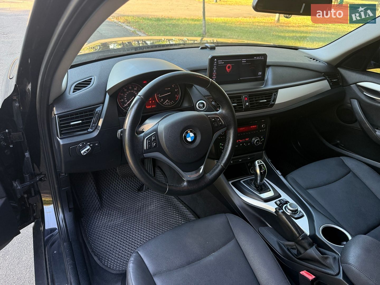 BMW X1 2013 VIN WBAVM1C55EVW47606 фото оголошення 12 з 28