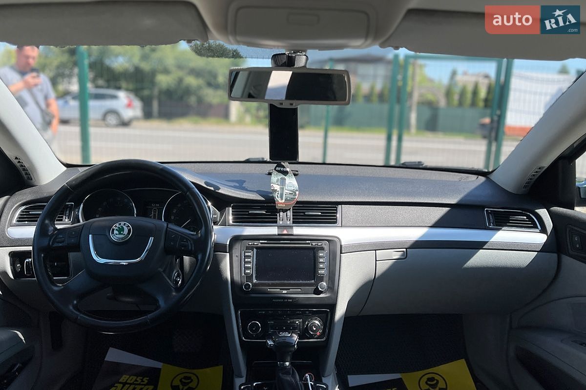 Skoda Superb 2011 VIN TMBLE93T4B9067269 фото оголошення 12 з 20
