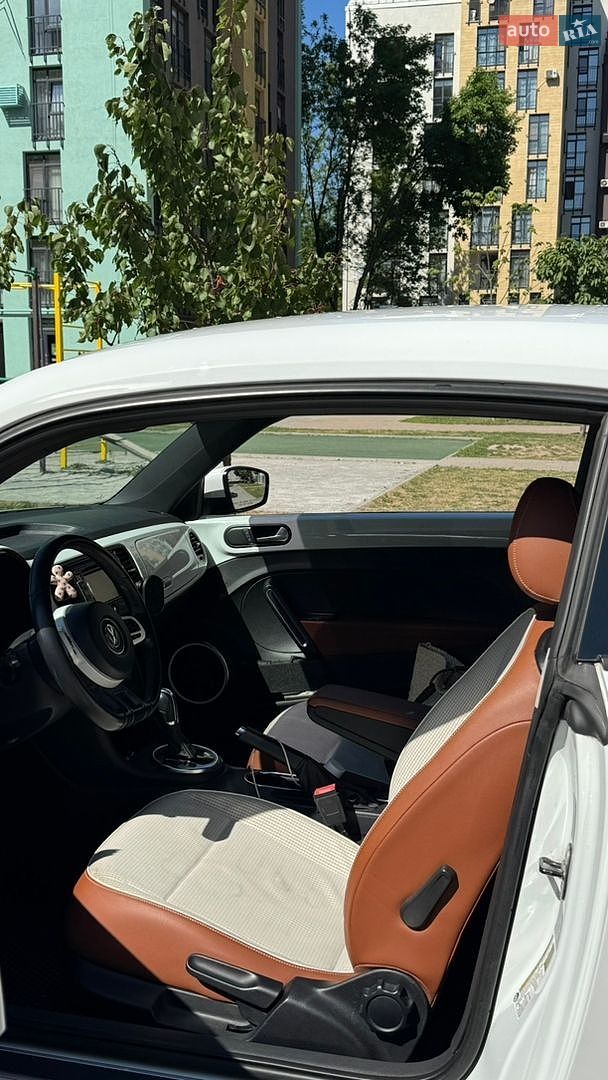 Volkswagen Beetle 2014 VIN 3VWF17ATXFM600701 фото оголошення 5 з 16