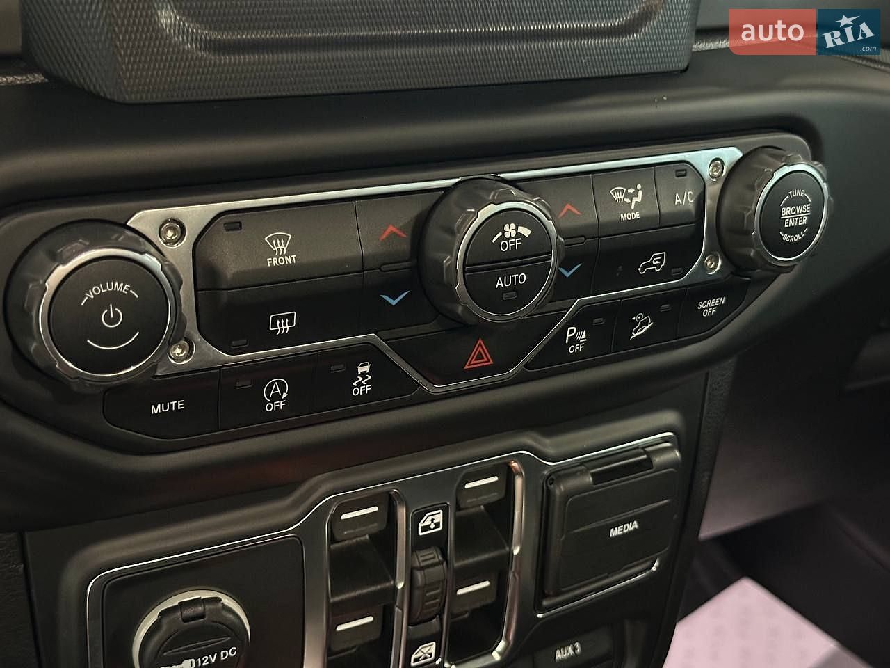 Jeep Wrangler 2021 VIN 1C4HJXDG6MW627529 фото оголошення 20 з 33
