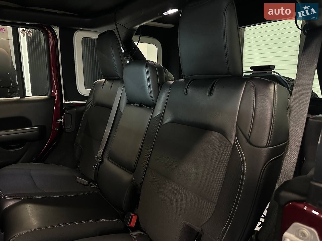 Jeep Wrangler 2021 VIN 1C4HJXDG6MW627529 фото оголошення 26 з 33