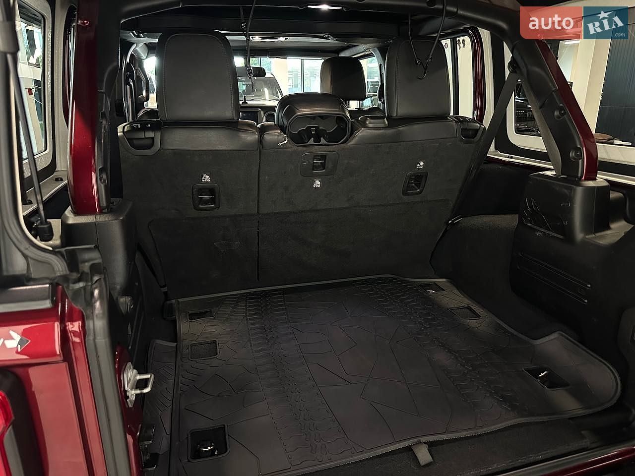 Jeep Wrangler 2021 VIN 1C4HJXDG6MW627529 фото оголошення 32 з 33