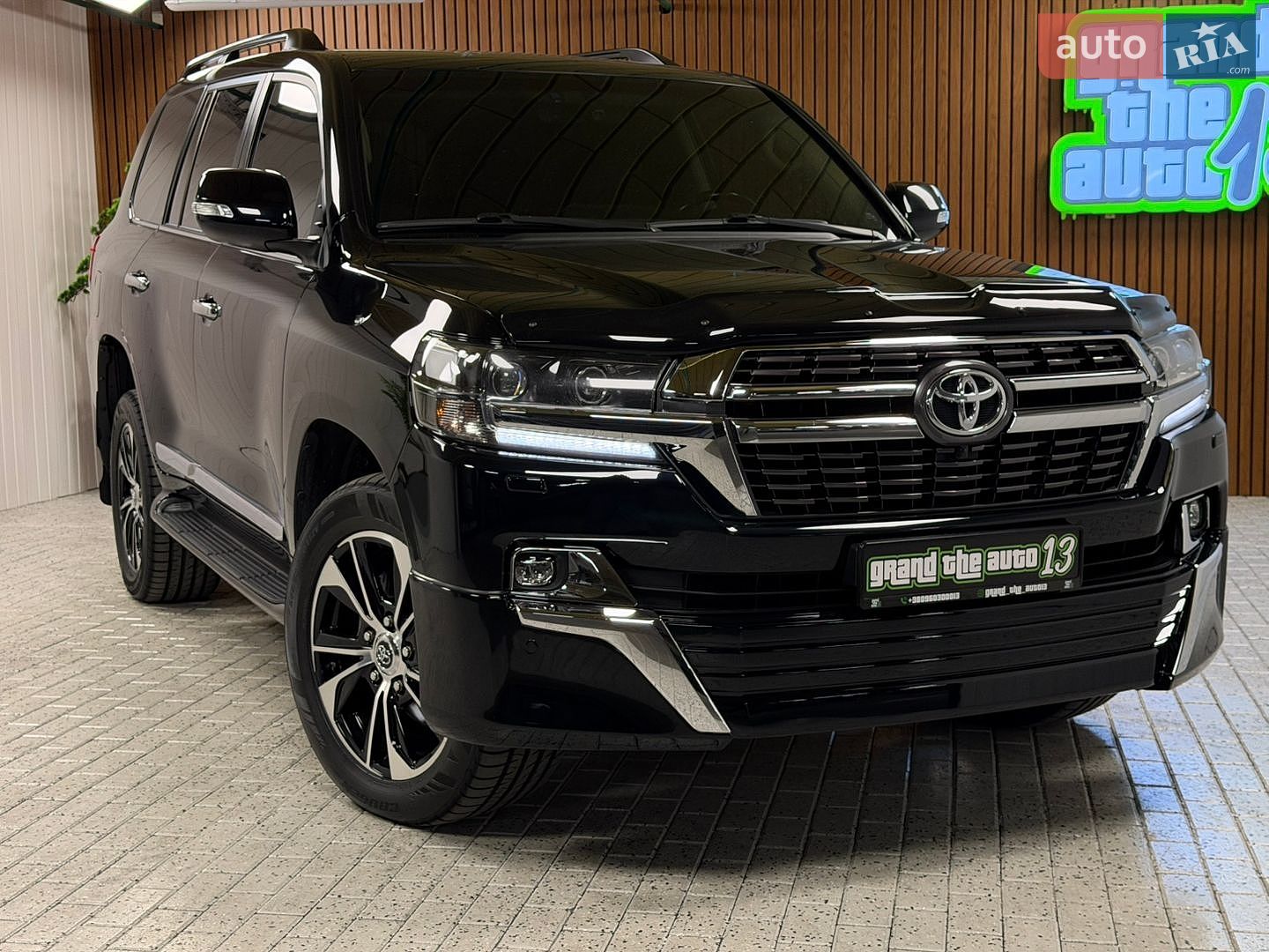 Toyota Land Cruiser 2020 VIN JTMCV05J504317250 фото оголошення 5 з 57