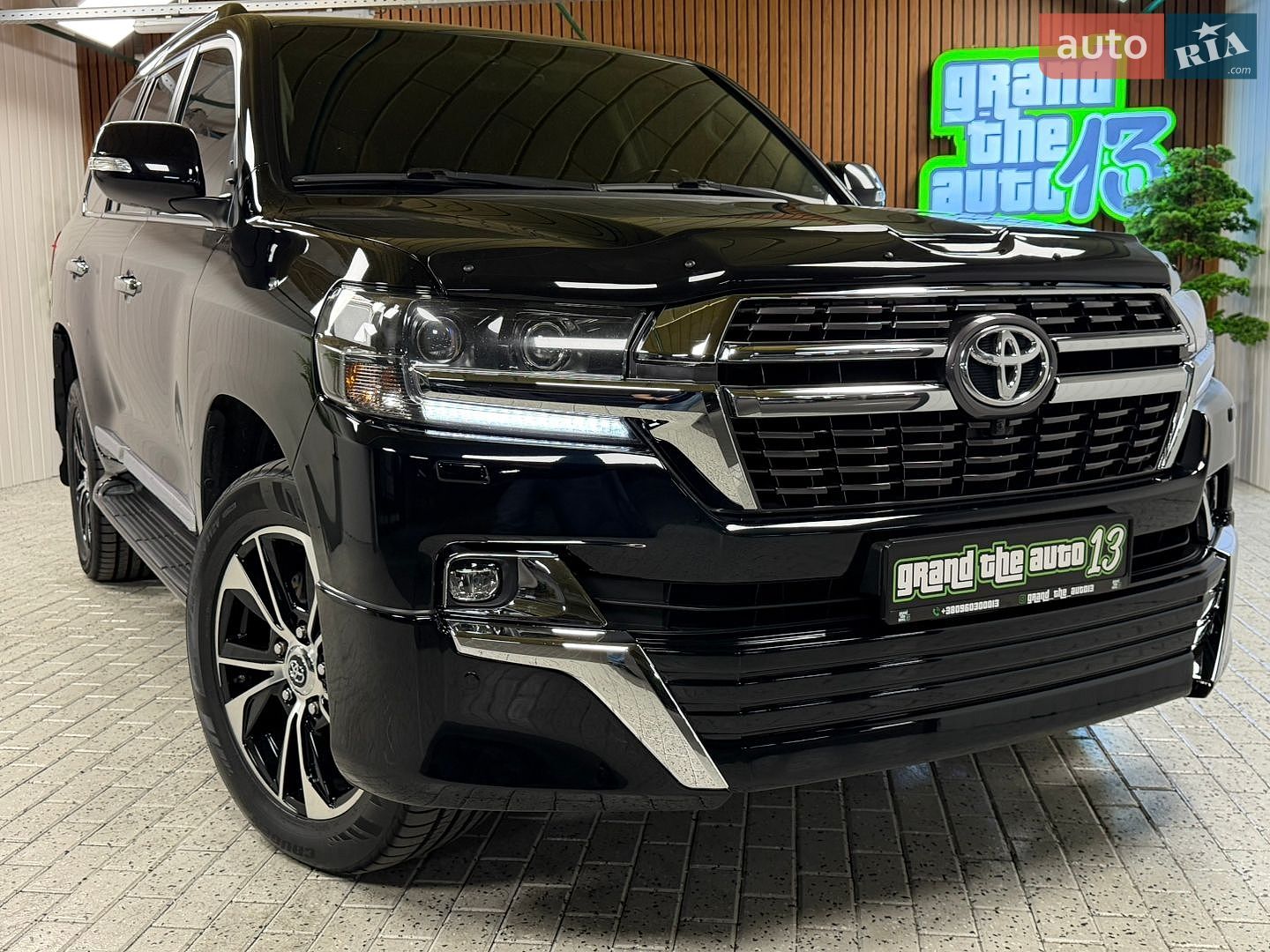 Toyota Land Cruiser 2020 VIN JTMCV05J504317250 фото оголошення 9 з 57