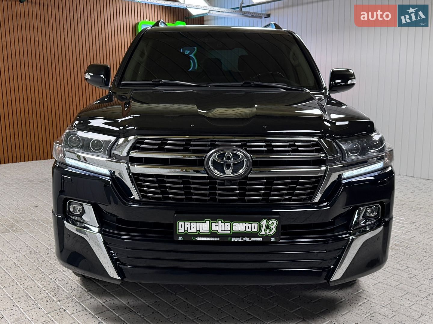 Toyota Land Cruiser 2020 VIN JTMCV05J504317250 фото оголошення 11 з 57