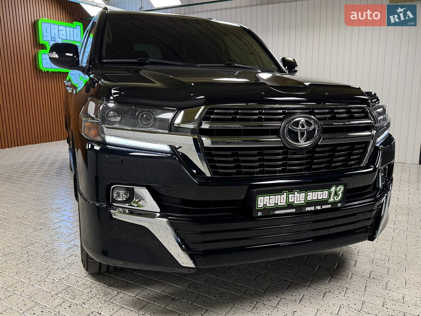 Toyota Land Cruiser 2020 VIN JTMCV05J504317250 фото оголошення 13 з 57