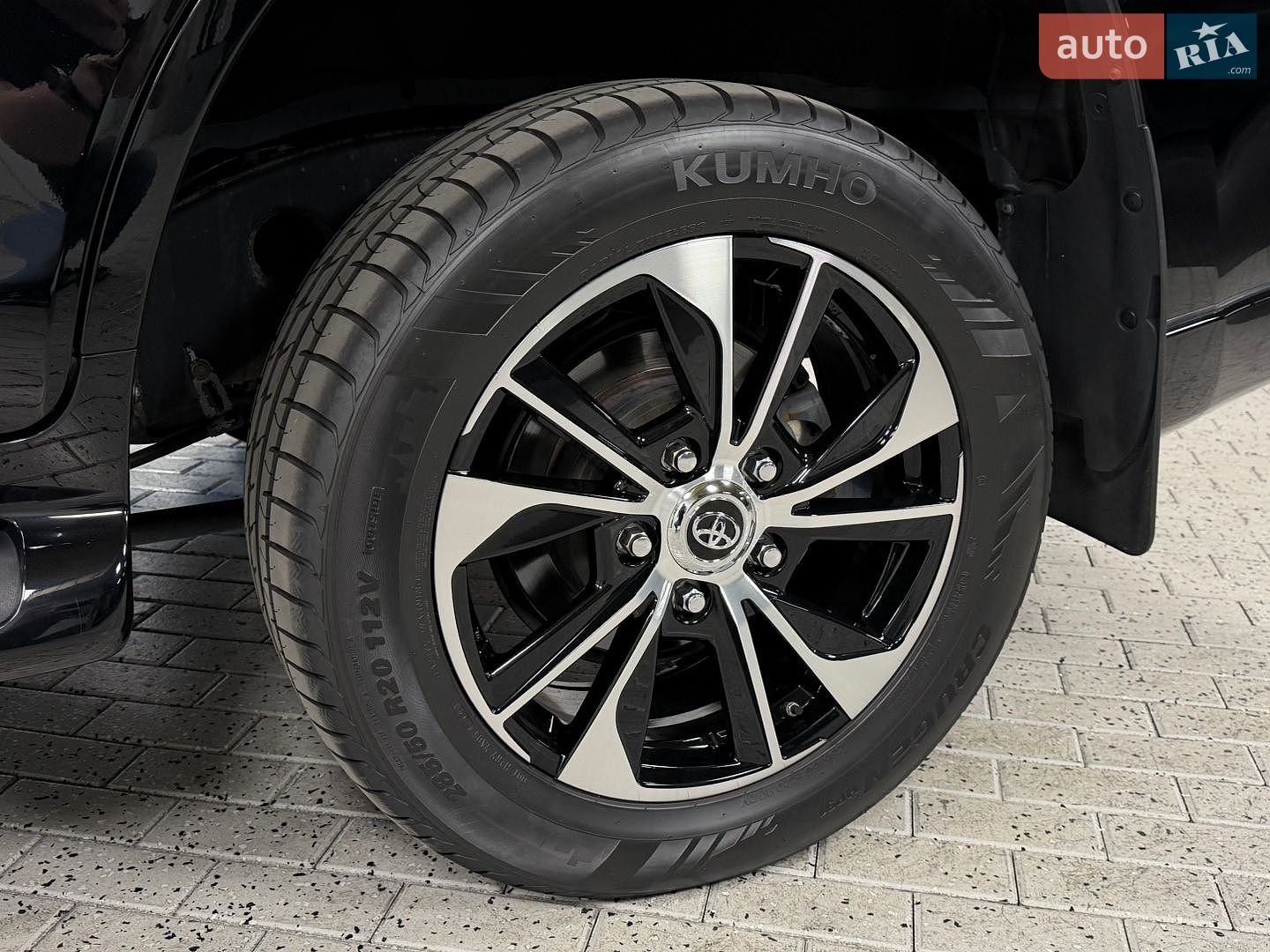 Toyota Land Cruiser 2020 VIN JTMCV05J504317250 фото оголошення 16 з 57