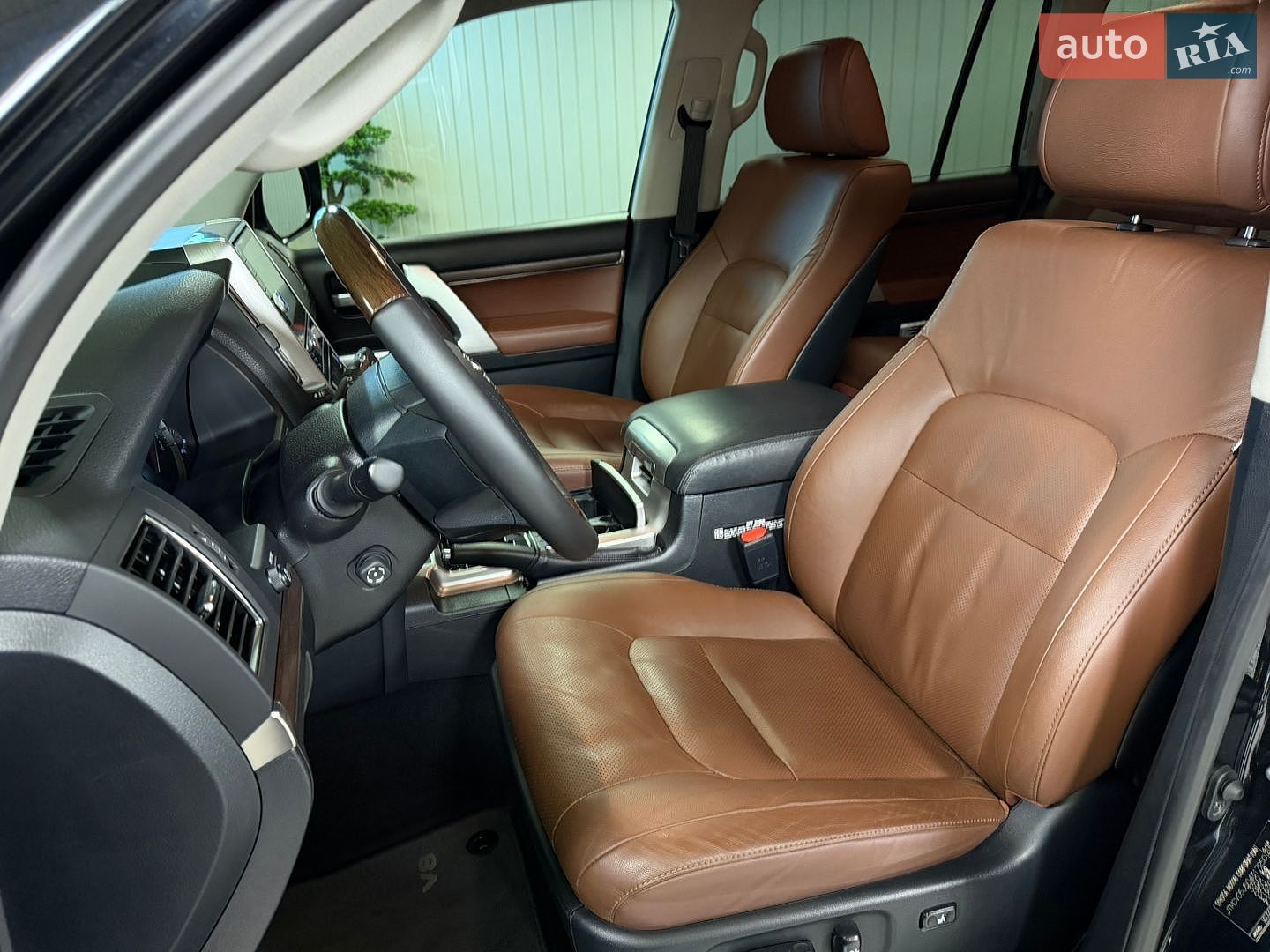 Toyota Land Cruiser 2020 VIN JTMCV05J504317250 фото оголошення 19 з 57