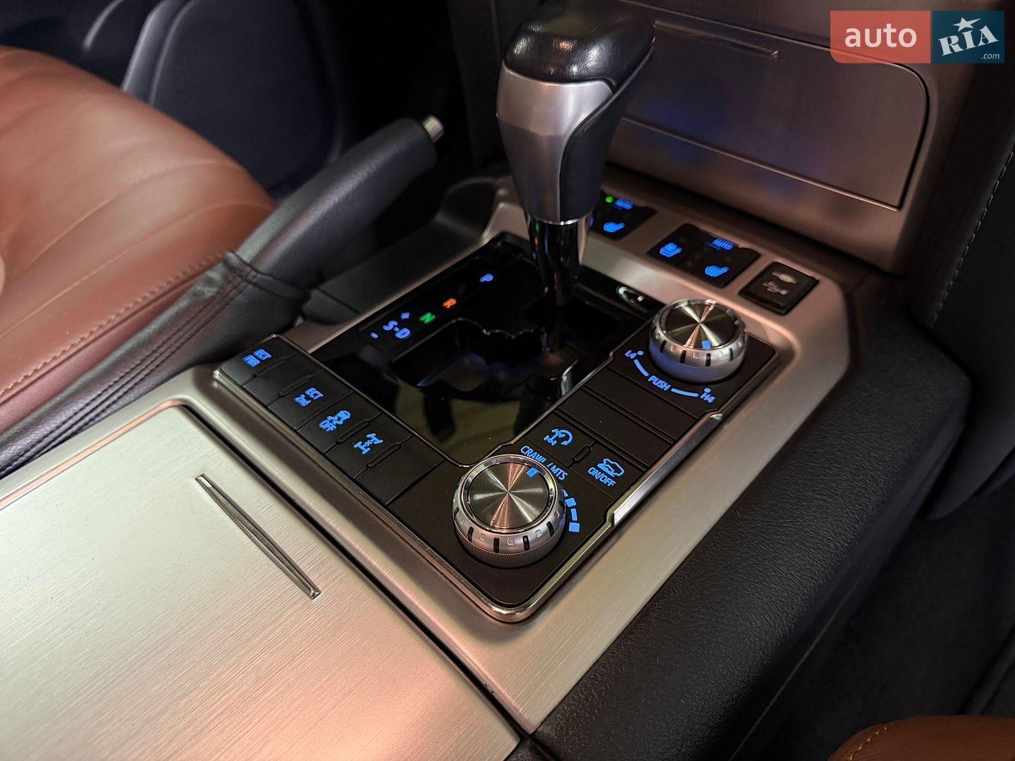 Toyota Land Cruiser 2020 VIN JTMCV05J504317250 фото оголошення 25 з 57