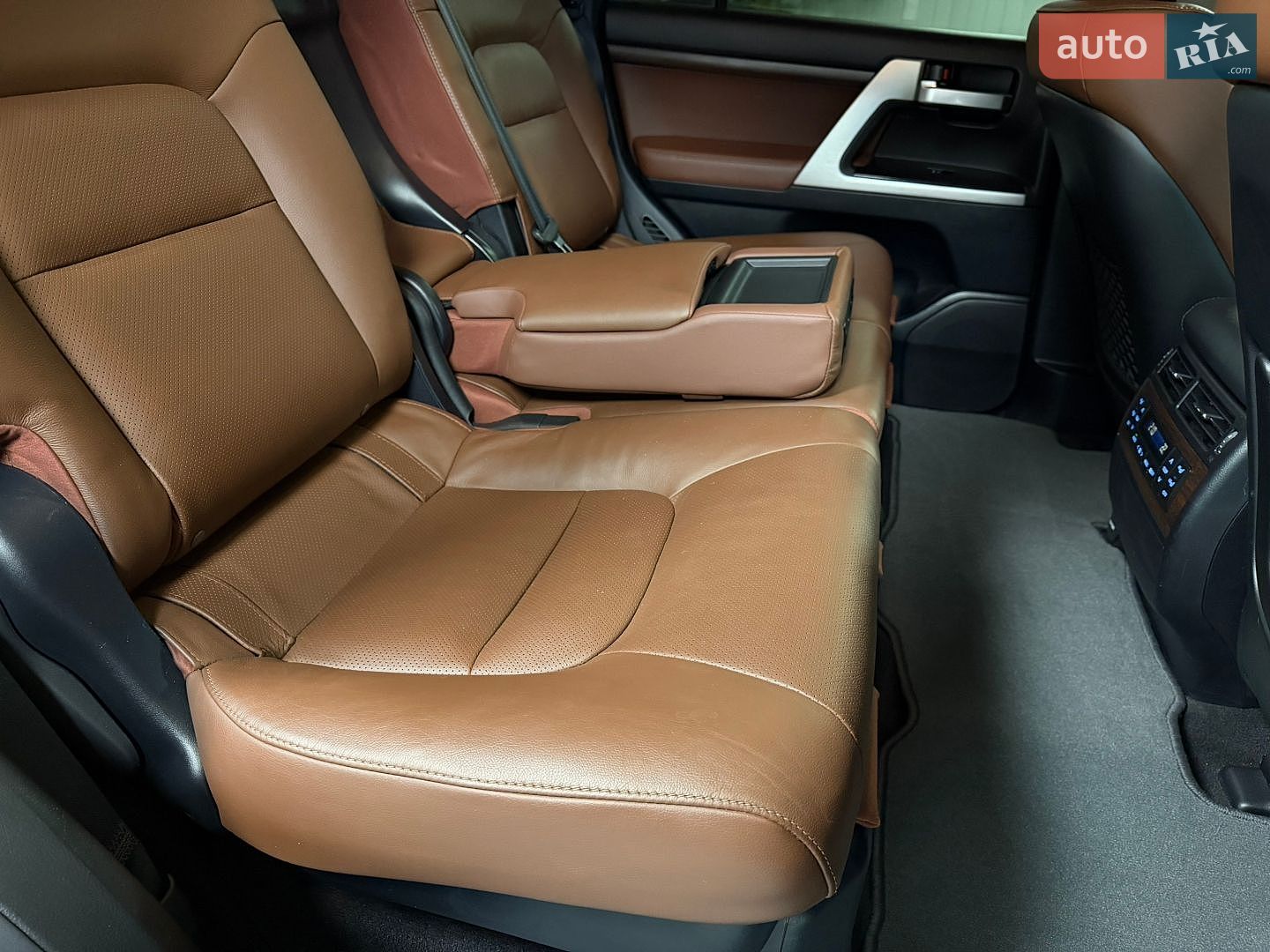 Toyota Land Cruiser 2020 VIN JTMCV05J504317250 фото оголошення 42 з 57