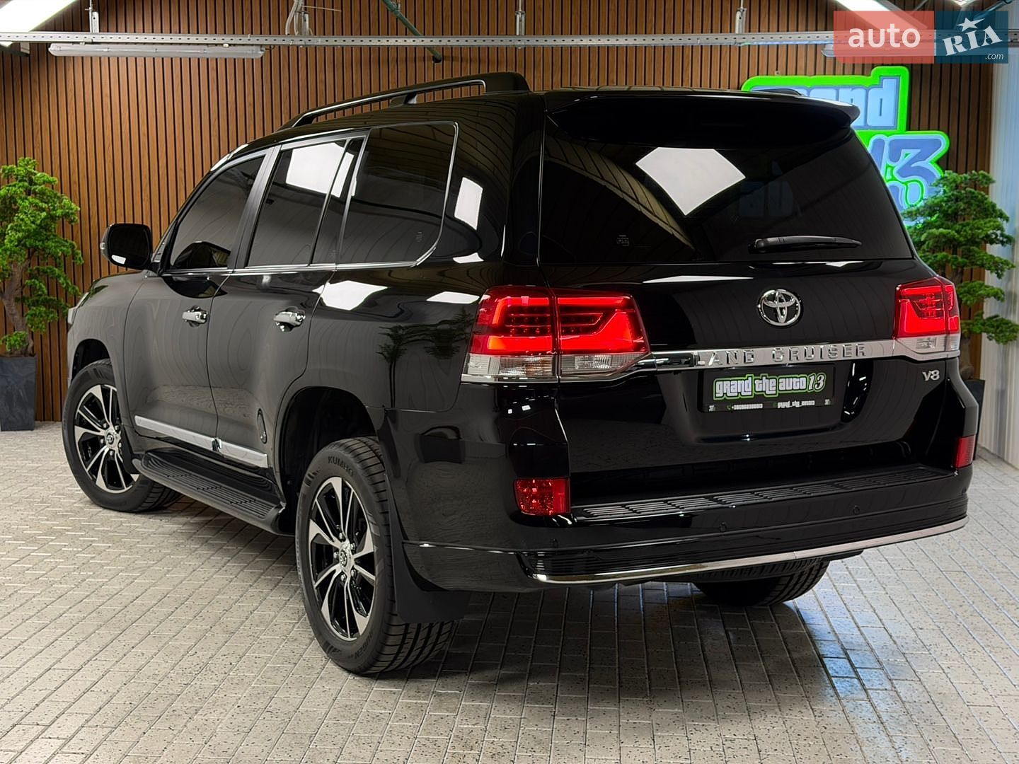 Toyota Land Cruiser 2020 VIN JTMCV05J504317250 фото оголошення 49 з 57