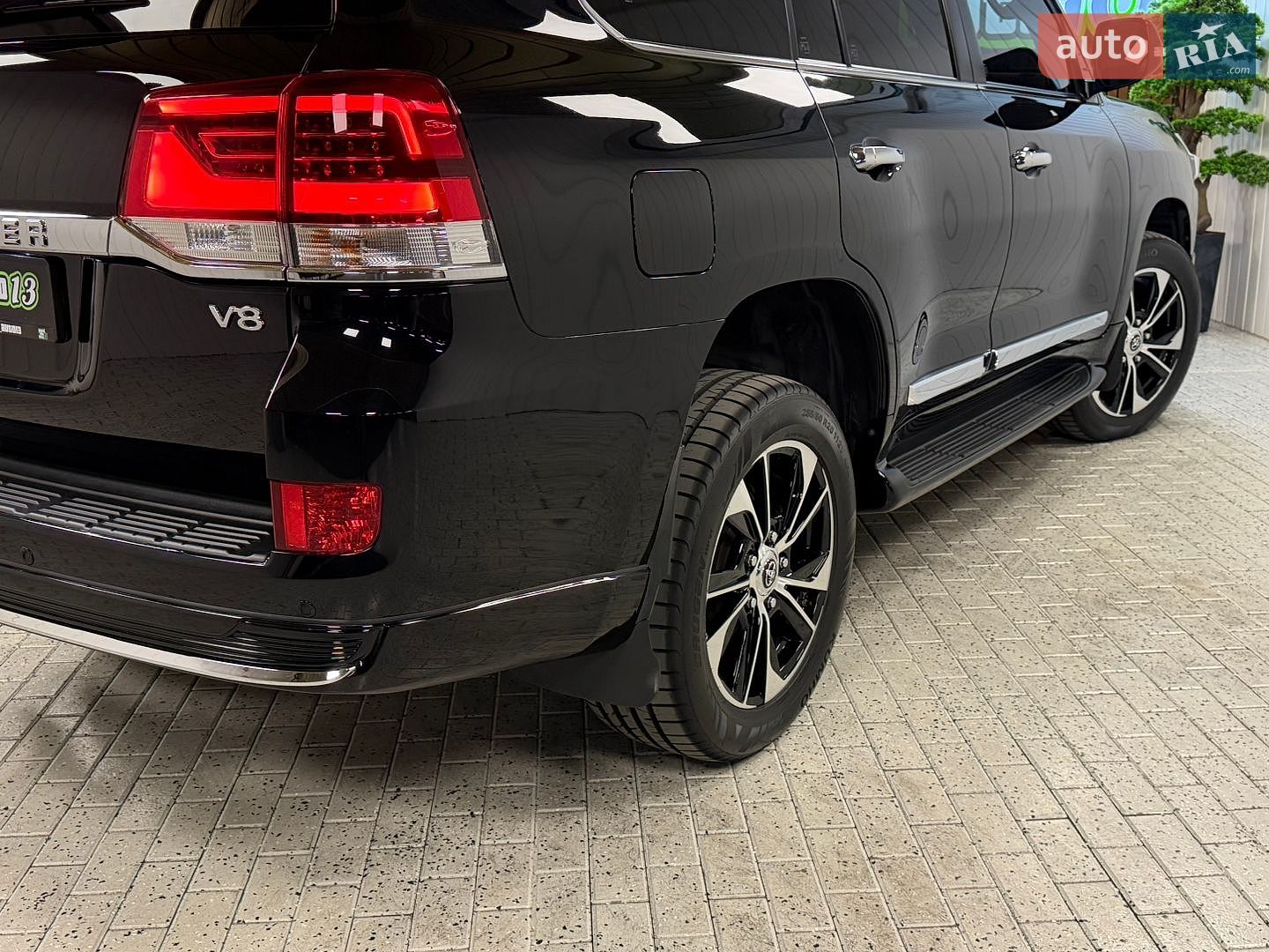 Toyota Land Cruiser 2020 VIN JTMCV05J504317250 фото оголошення 53 з 57