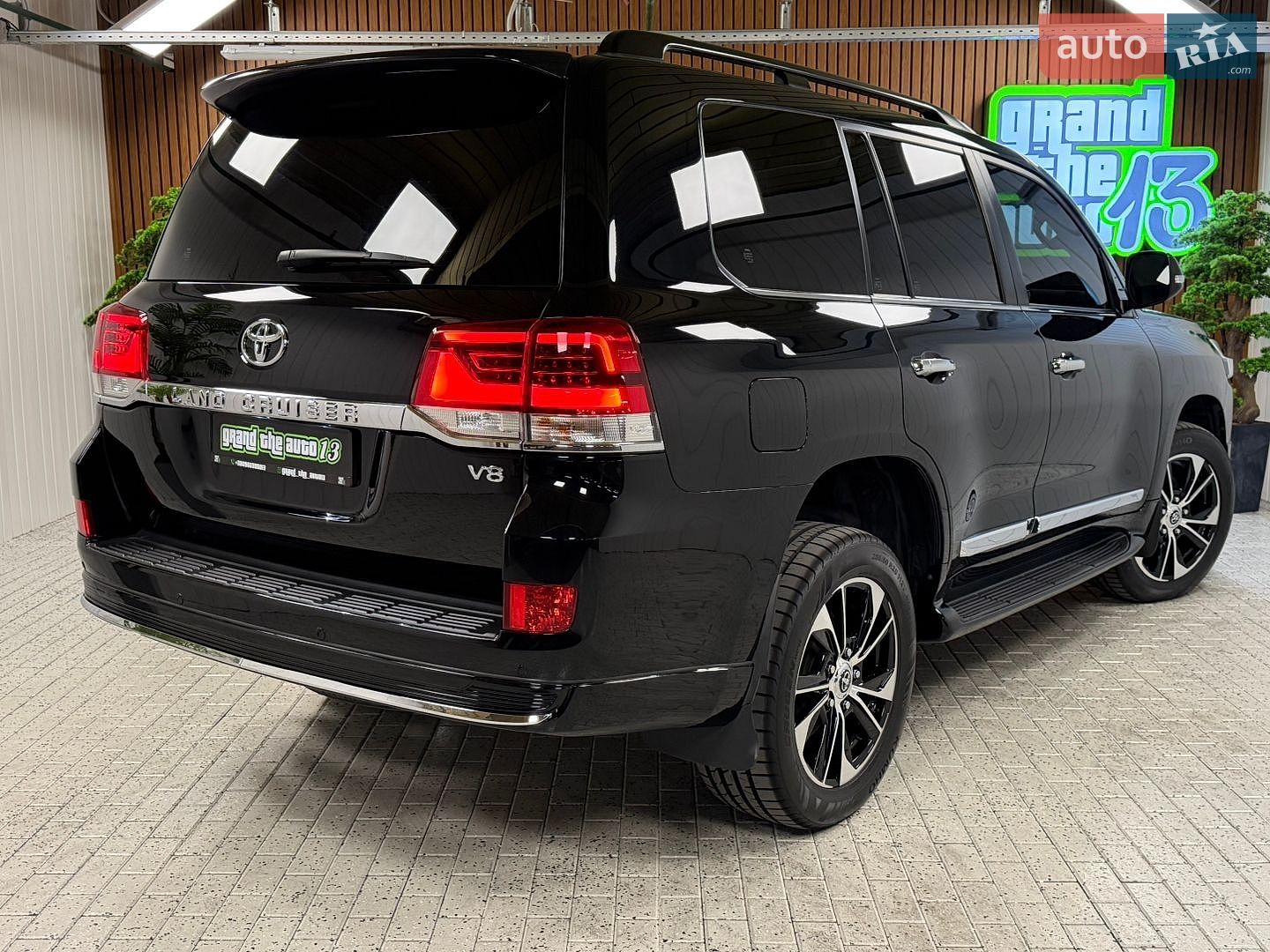 Toyota Land Cruiser 2020 VIN JTMCV05J504317250 фото оголошення 52 з 57