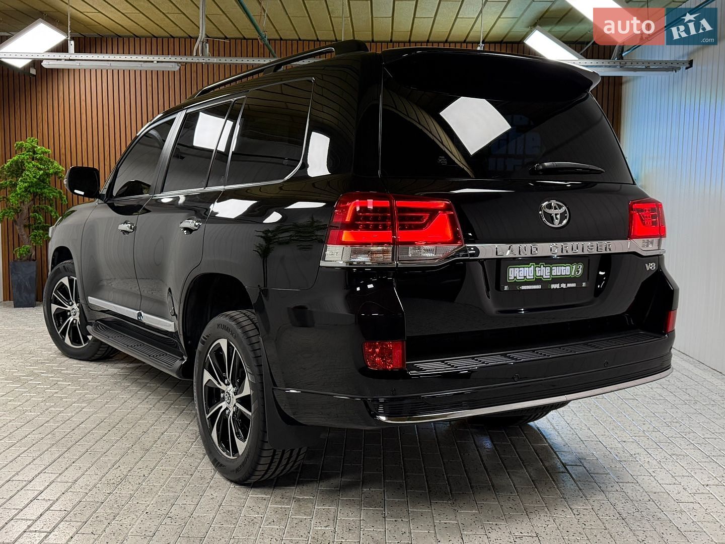 Toyota Land Cruiser 2020 VIN JTMCV05J504317250 фото оголошення 54 з 57