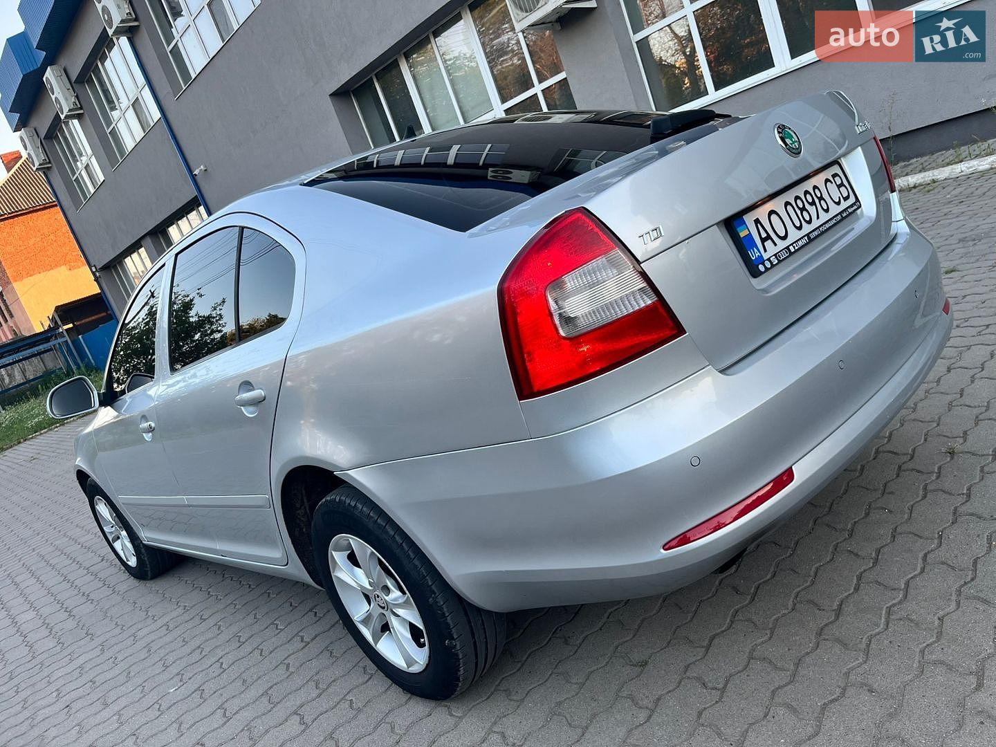 Skoda Octavia 2012 VIN TMBCN61Z6C2146121 фото оголошення 7 з 28