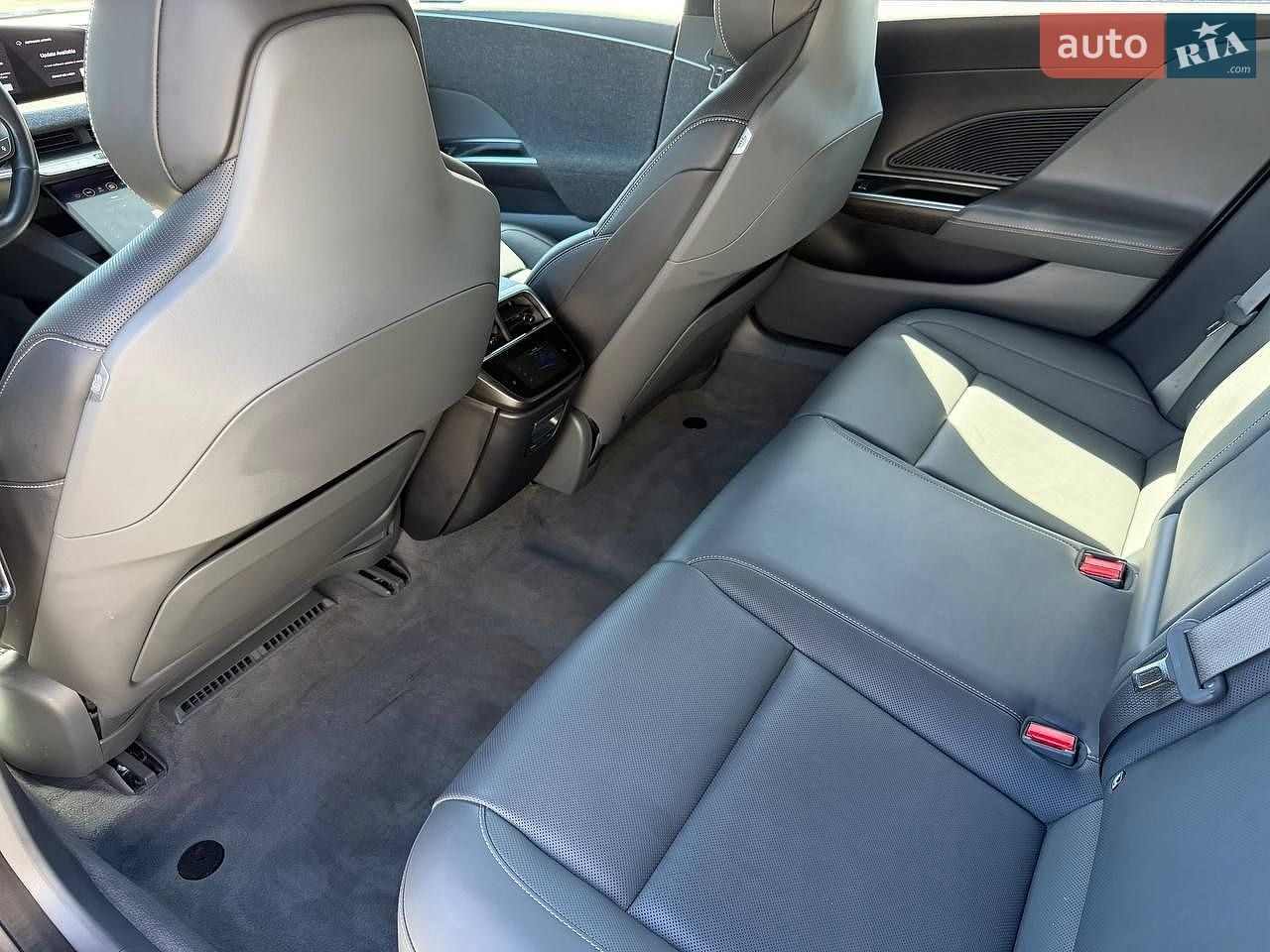 Lucid Air 2022 VIN 50EA1PFA0PA005449 фото оголошення 12 з 20