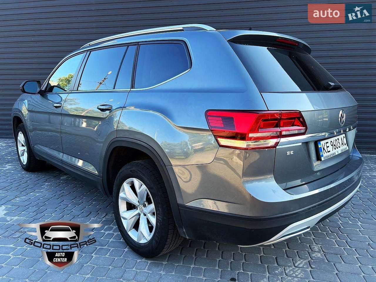 Volkswagen Atlas 2019 VIN 1V2WR2CA5KC535888 фото оголошення 4 з 10