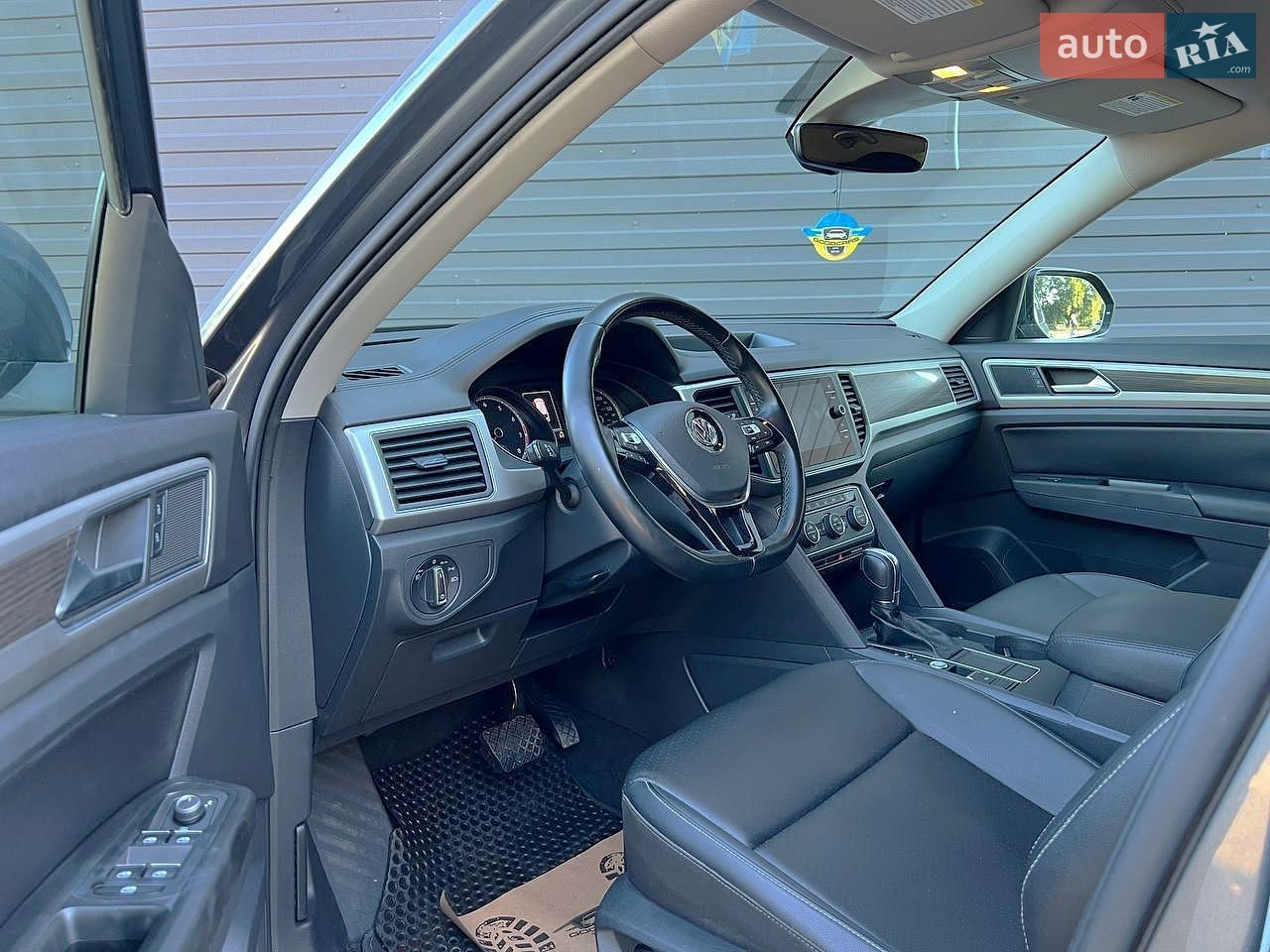 Volkswagen Atlas 2019 VIN 1V2WR2CA5KC535888 фото оголошення 5 з 10