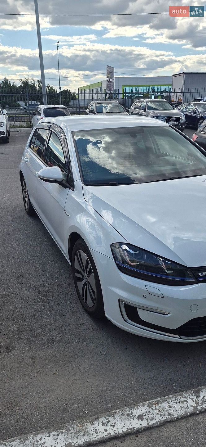 Volkswagen e-Golf 2016 VIN WVWZZZAUZGW913051 фото оголошення 2 з 21