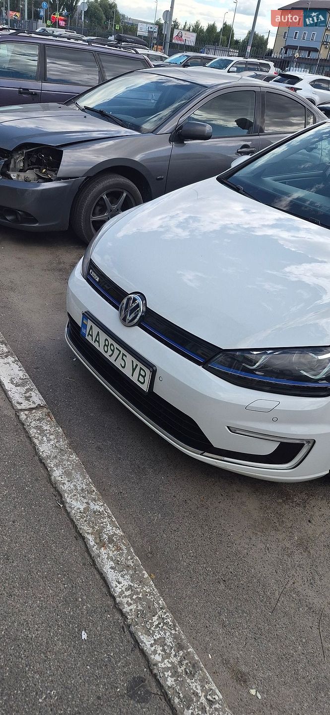 Volkswagen e-Golf 2016 VIN WVWZZZAUZGW913051 фото оголошення 8 з 21